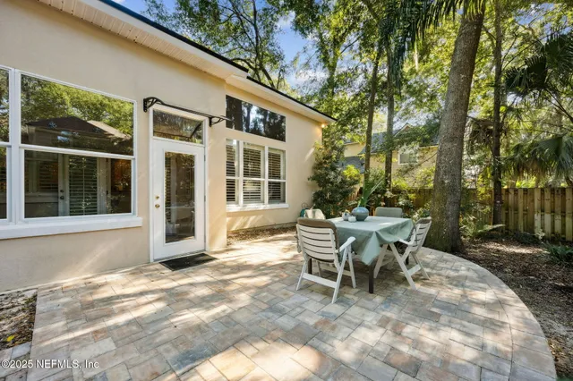 $899,000 | 95062 Mackinas Circle, Fernandina Beach, FL 32034