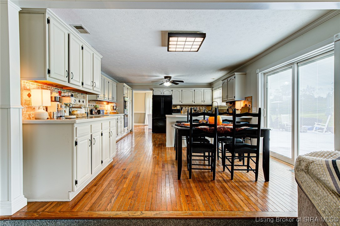 1625 Old State Road Henryville, IN 47126 - Photo 15 of 72 Spacious Kitchen