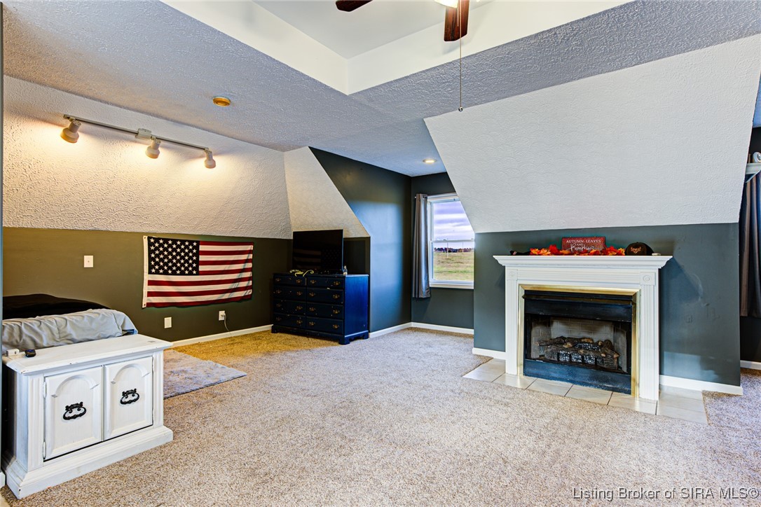 1625 Old State Road Henryville, IN 47126 - Photo 64 of 72 Apartment Living Area
