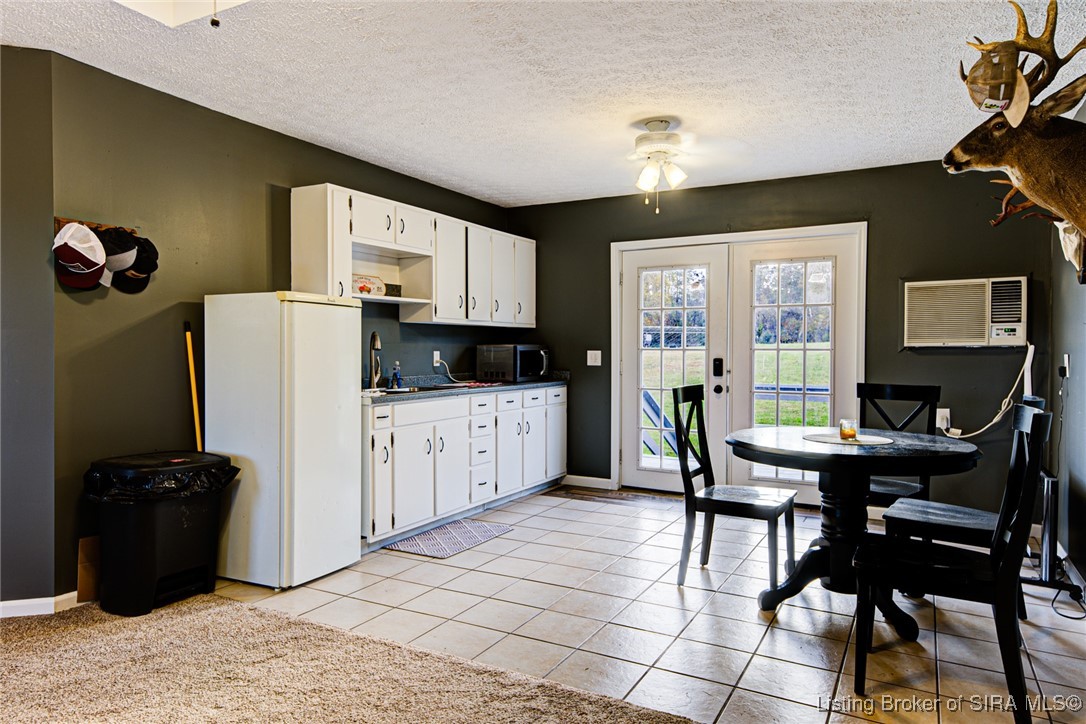 1625 Old State Road Henryville, IN 47126 - Photo 67 of 72 Apartment Kitchen Area