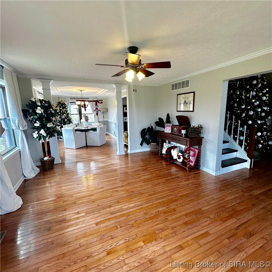 1625 Old State Road Henryville, IN 47126 - Photo 8 of 72 Living Room
