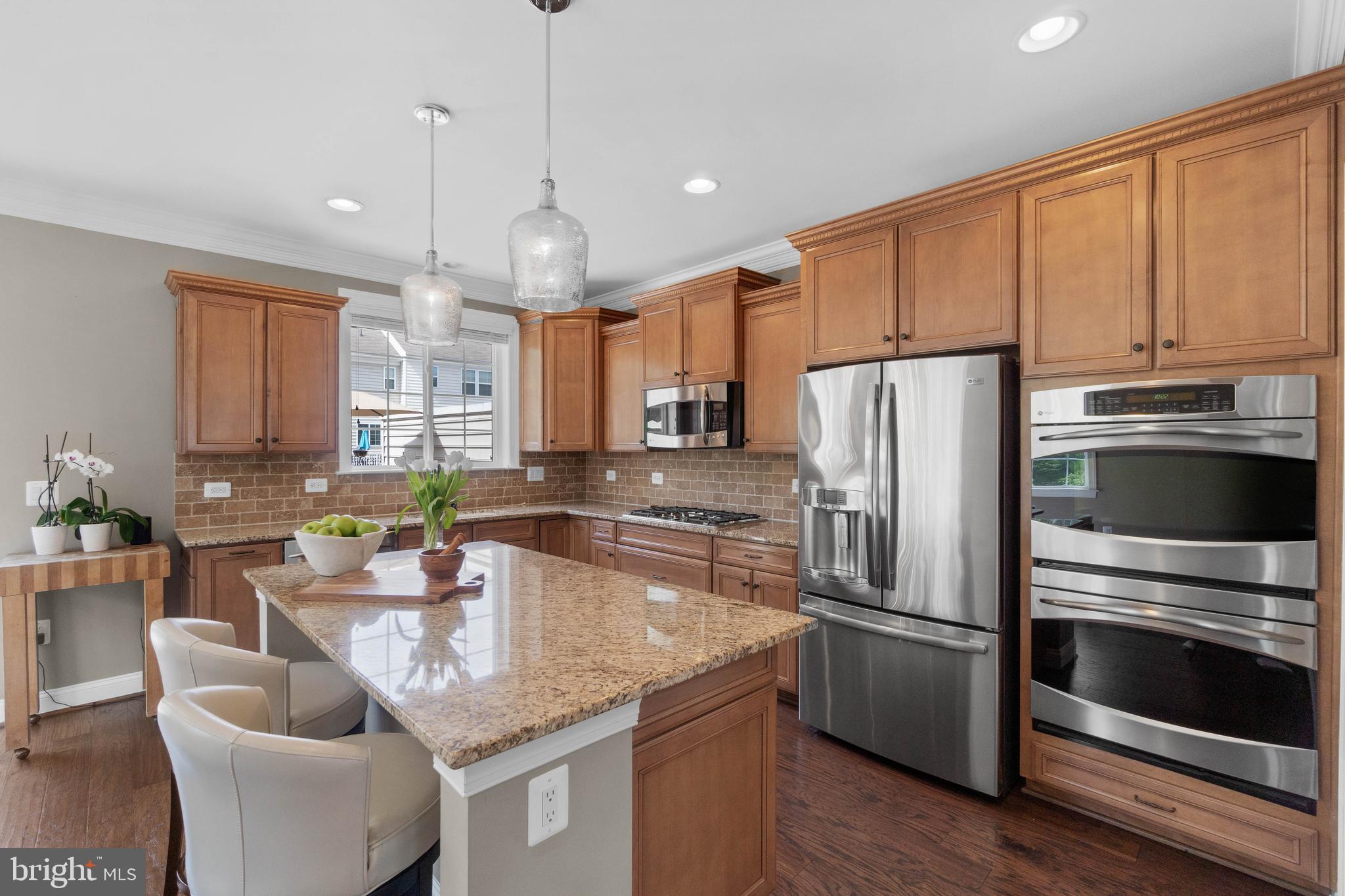 44127 Turf Field Square Chantilly, VA 20152 - Photo 4 of 27 Gallery Image 4