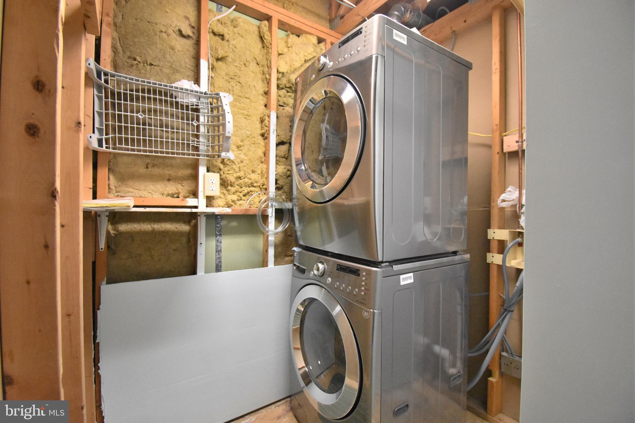 13233 Copeland Court Silver Spring, MD 20904 - Photo 20 of 20 a utility room with dryer and washer