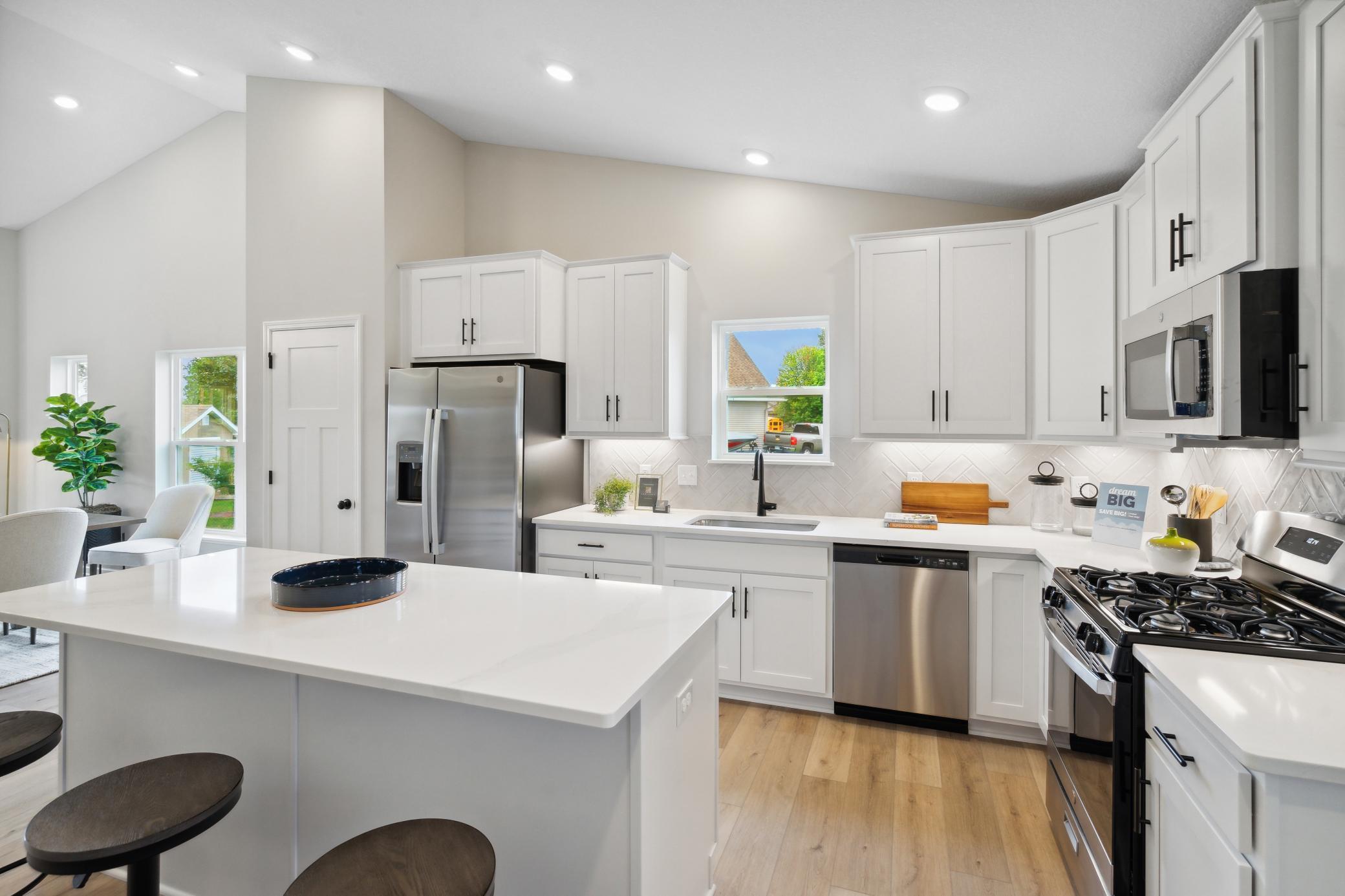 15500 Goodview Avenue North Hugo, MN 55038 - Photo 4 of 25