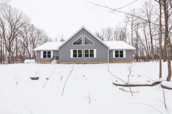 $560,000 | 1070 Ashlyn Court, Fowlerville, MI 48836