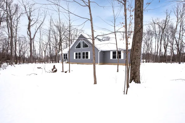 $560,000 | 1070 Ashlyn Court, Fowlerville, MI 48836