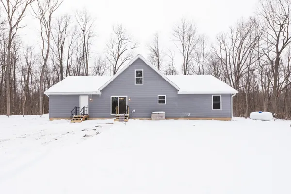 $560,000 | 1070 Ashlyn Court, Fowlerville, MI 48836