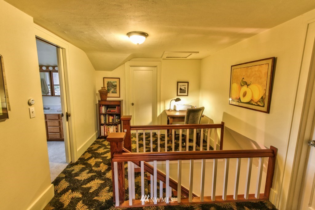 16422 Fir Island Road Mount Vernon, WA 98273 - Photo 11 of 35 Gallery Image 11
