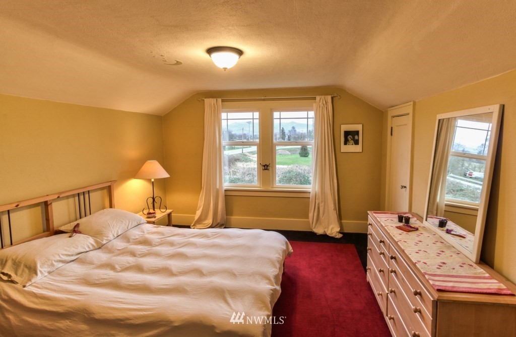 16422 Fir Island Road Mount Vernon, WA 98273 - Photo 12 of 35 Gallery Image 12