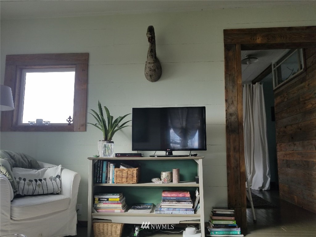 16422 Fir Island Road Mount Vernon, WA 98273 - Photo 20 of 35 Gallery Image 20