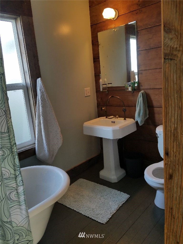 16422 Fir Island Road Mount Vernon, WA 98273 - Photo 25 of 35 Gallery Image 25