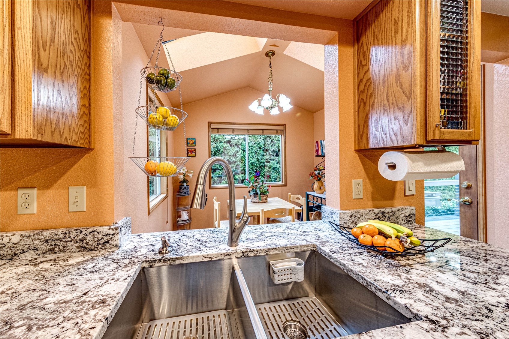 3213 211th Street Southeast Bothell, WA 98021 - Photo 11 of 33