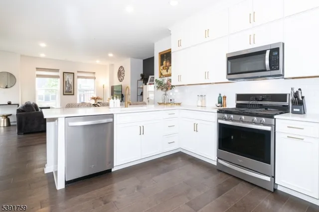 $665,000 | 4 Sadie Circle, Unit 4105, Union, NJ 07083