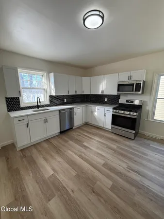 $213,999 | 231 4th Avenue, Troy, NY 12180