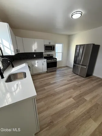 $213,999 | 231 4th Avenue, Troy, NY 12180
