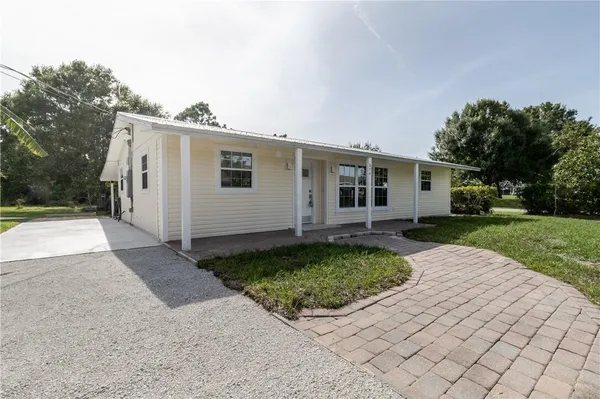 $279,000 | 874 Blossom Drive, Sebastian, FL 32958