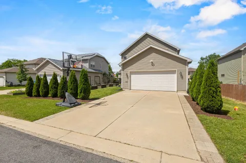 $450,000 | 6111 Windmill Way, McFarland, WI 53558