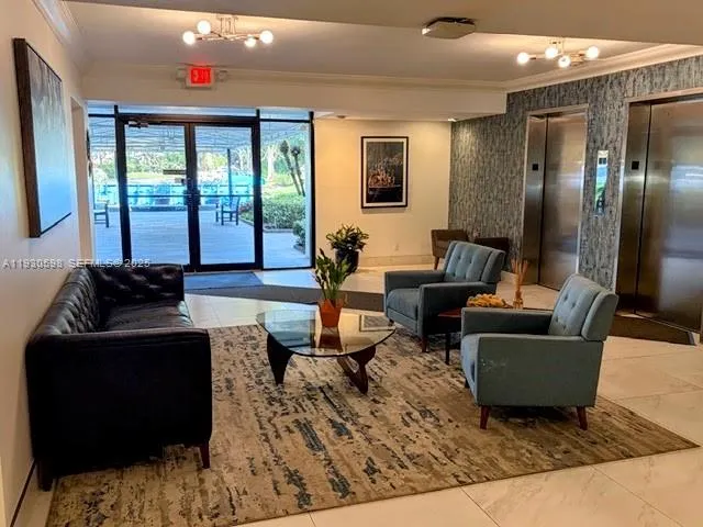 $3,200 | 806 Cypress Grove Lane, Unit 512, Pompano Beach, FL 33069