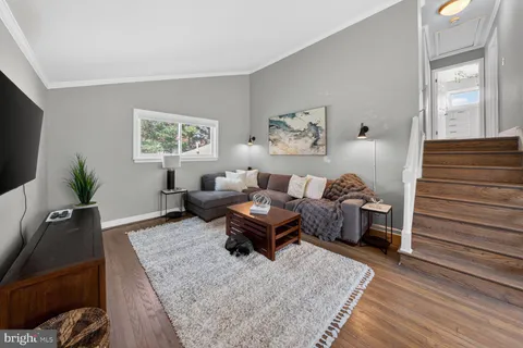 $895,000 | 7007 Lemay Road, Rockville, MD 20851