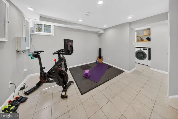 $895,000 | 7007 Lemay Road, Rockville, MD 20851