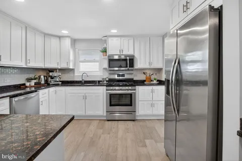 $895,000 | 7007 Lemay Road, Rockville, MD 20851