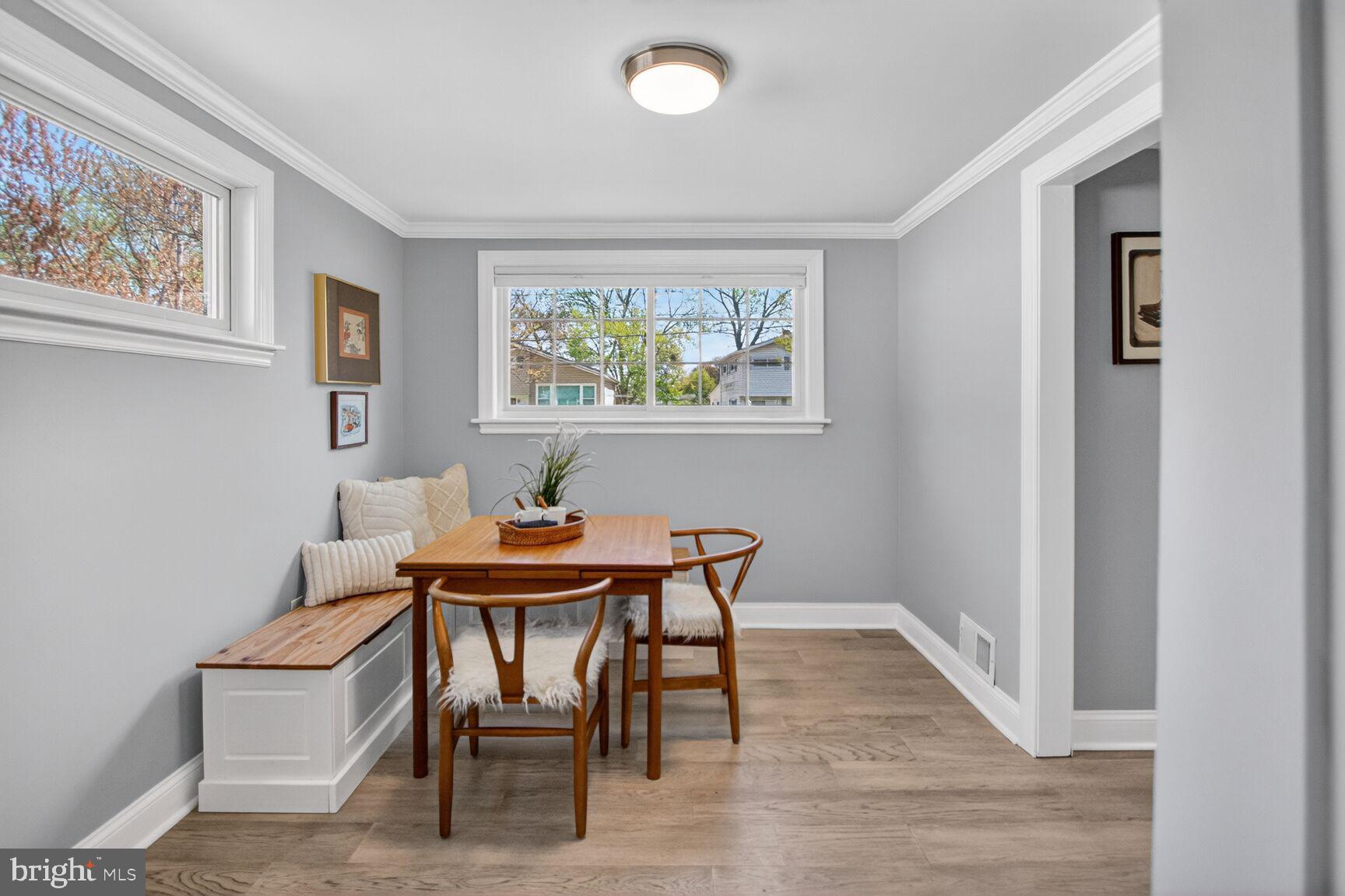 7007 Lemay Road Rockville, MD 20851 - Photo 8 of 37 a dining room with furniture and window
