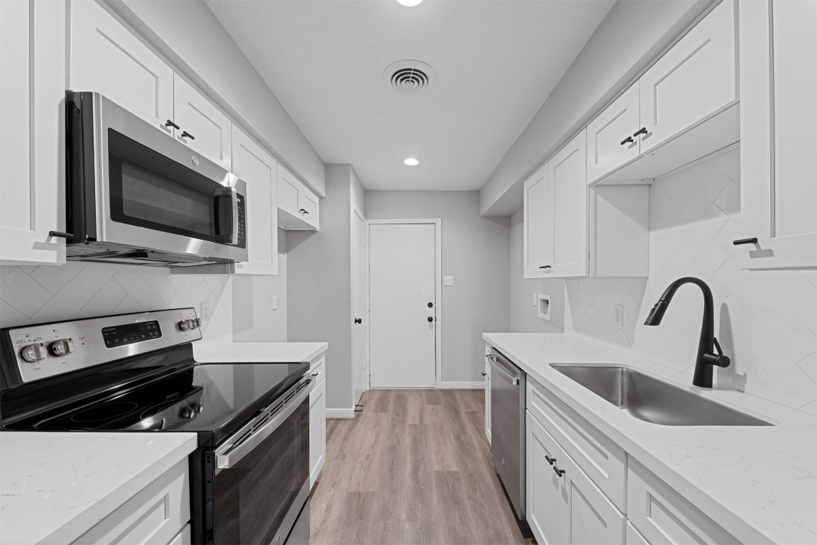 2679 Gessner Road, Unit 304 Houston, TX 77080 - Photo 8 of 18