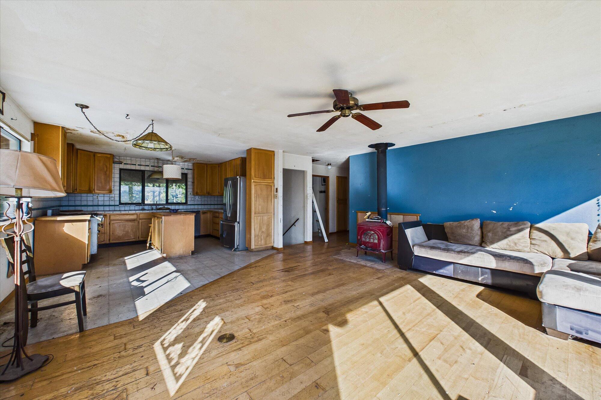 3826 Thomas Road Miranda, CA 95553 - Photo 16 of 81