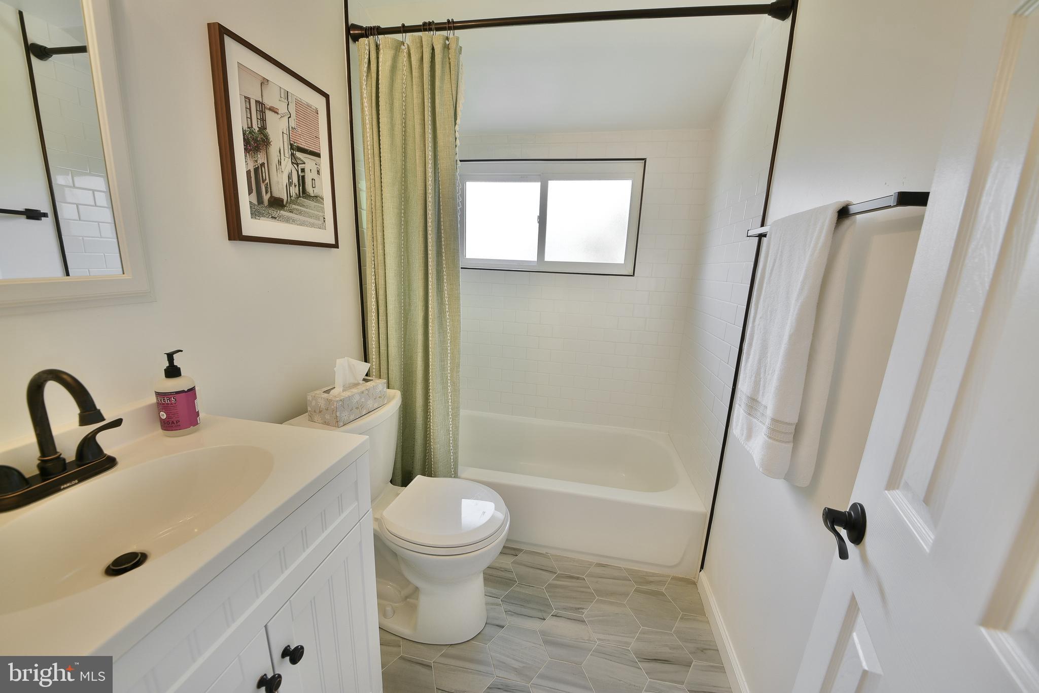 51 Indigo Road Levittown, PA 19057 - Photo 21 of 24 Gallery Image 21