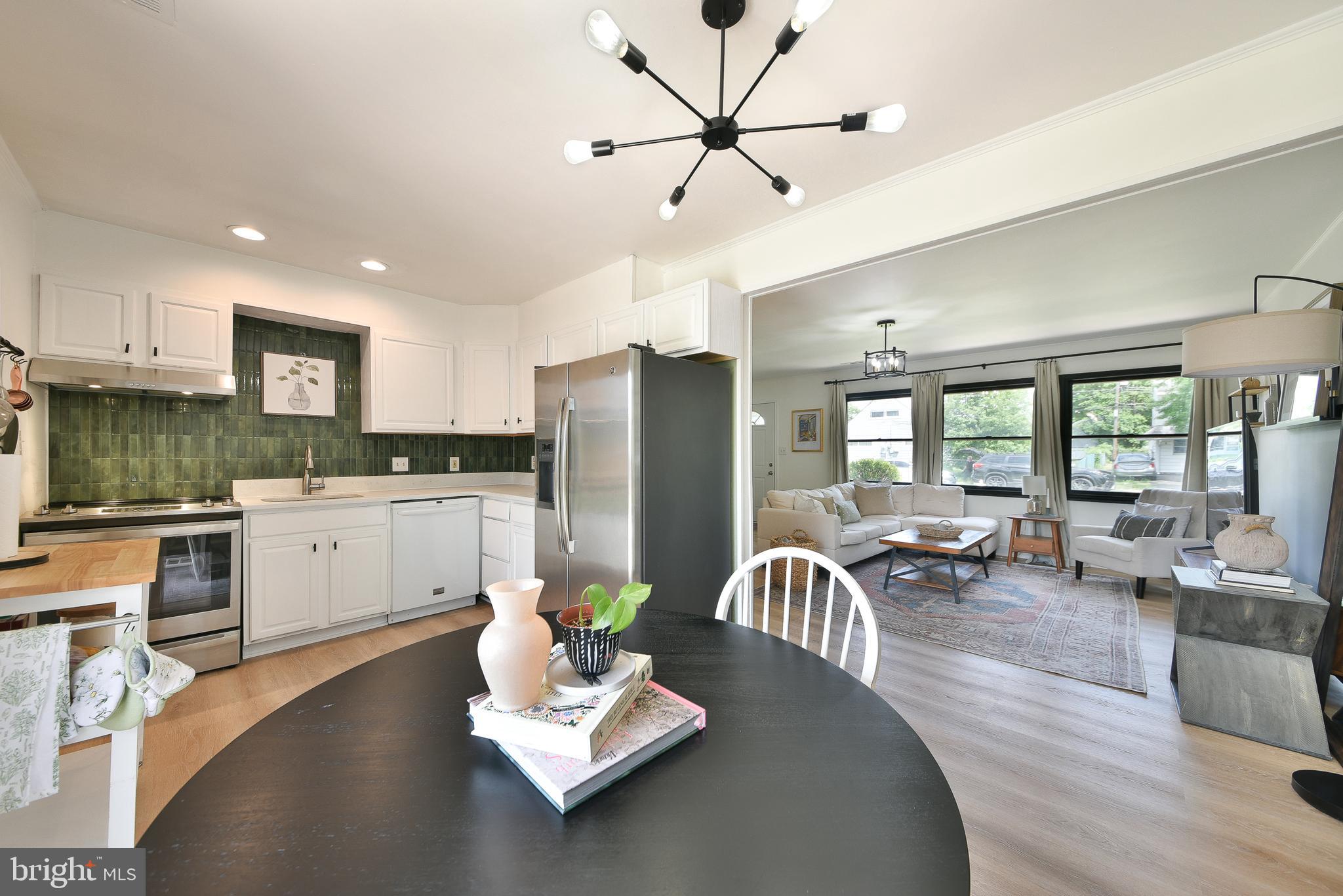 51 Indigo Road Levittown, PA 19057 - Photo 8 of 24 Gallery Image 8