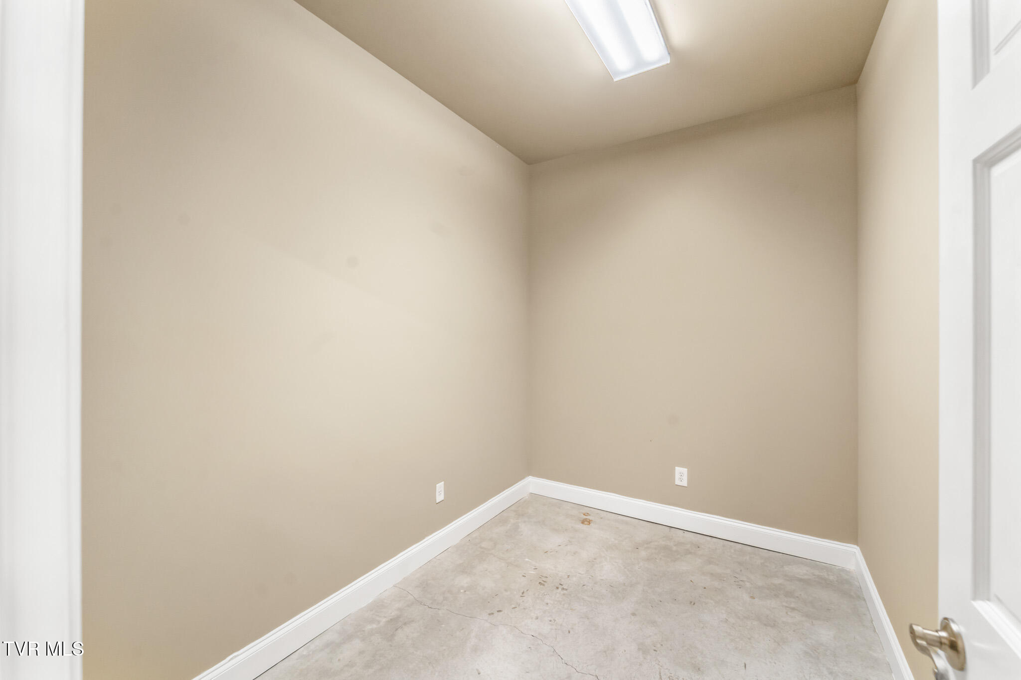 3315 Island Road, Unit 1 Blountville, TN 37617 - Photo 44 of 58 DSC09038