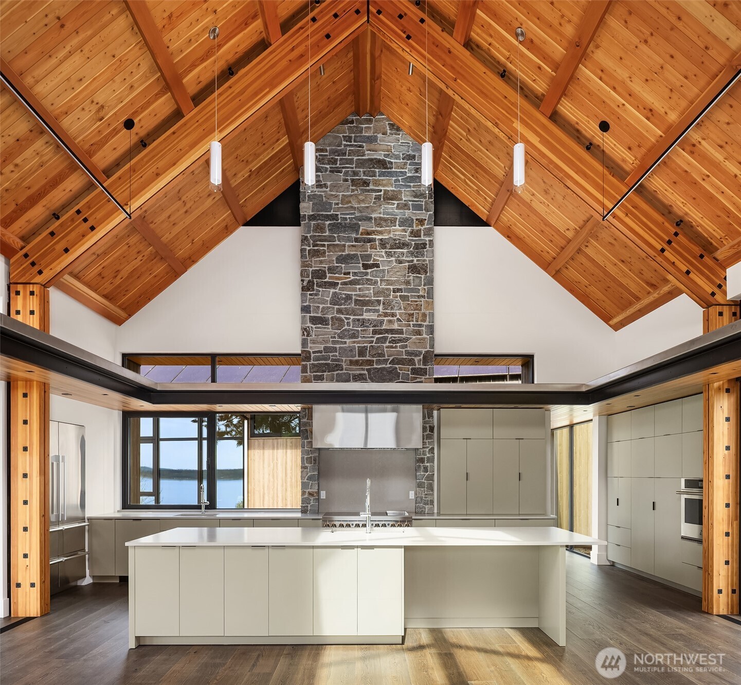 15137 Henderson Road Northeast Bainbridge Island, WA 98110 - Photo 13 of 36