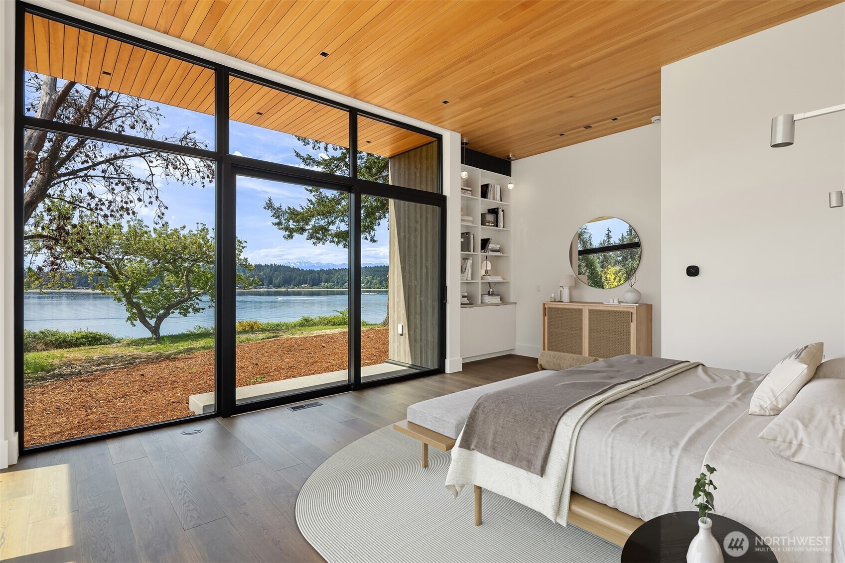 15137 Henderson Road Northeast Bainbridge Island, WA 98110 - Photo 20 of 36