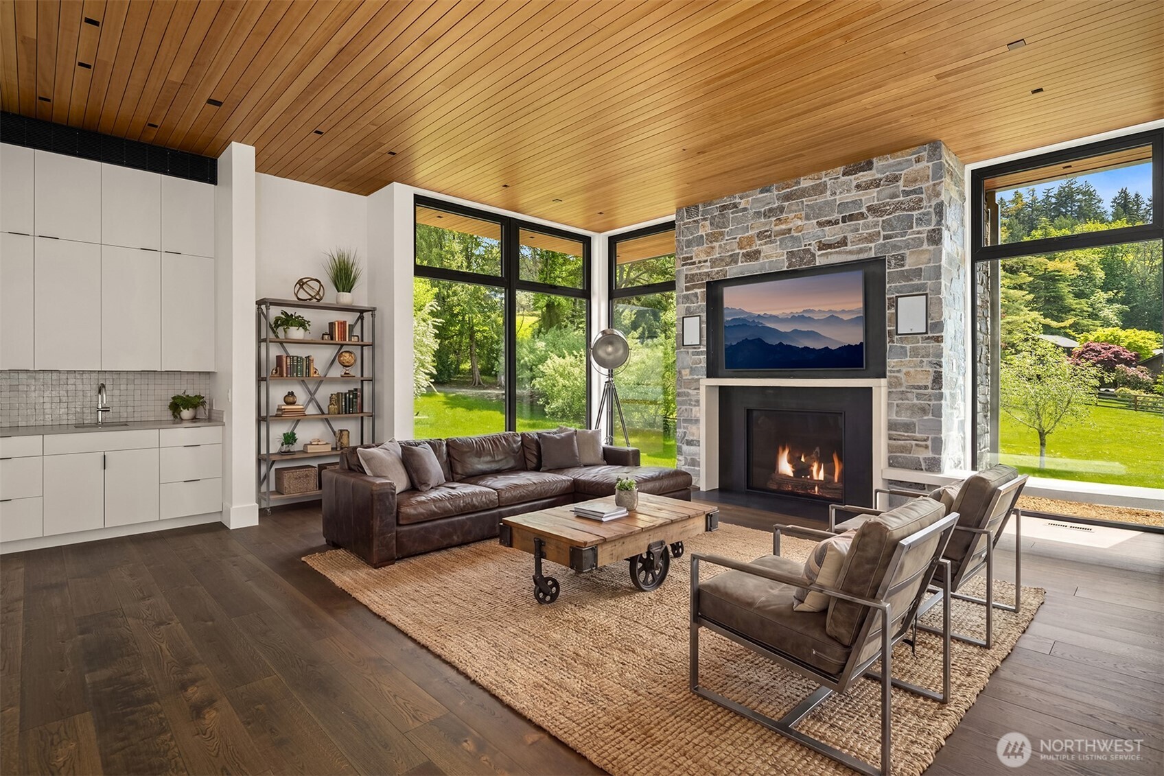 15137 Henderson Road Northeast Bainbridge Island, WA 98110 - Photo 25 of 36