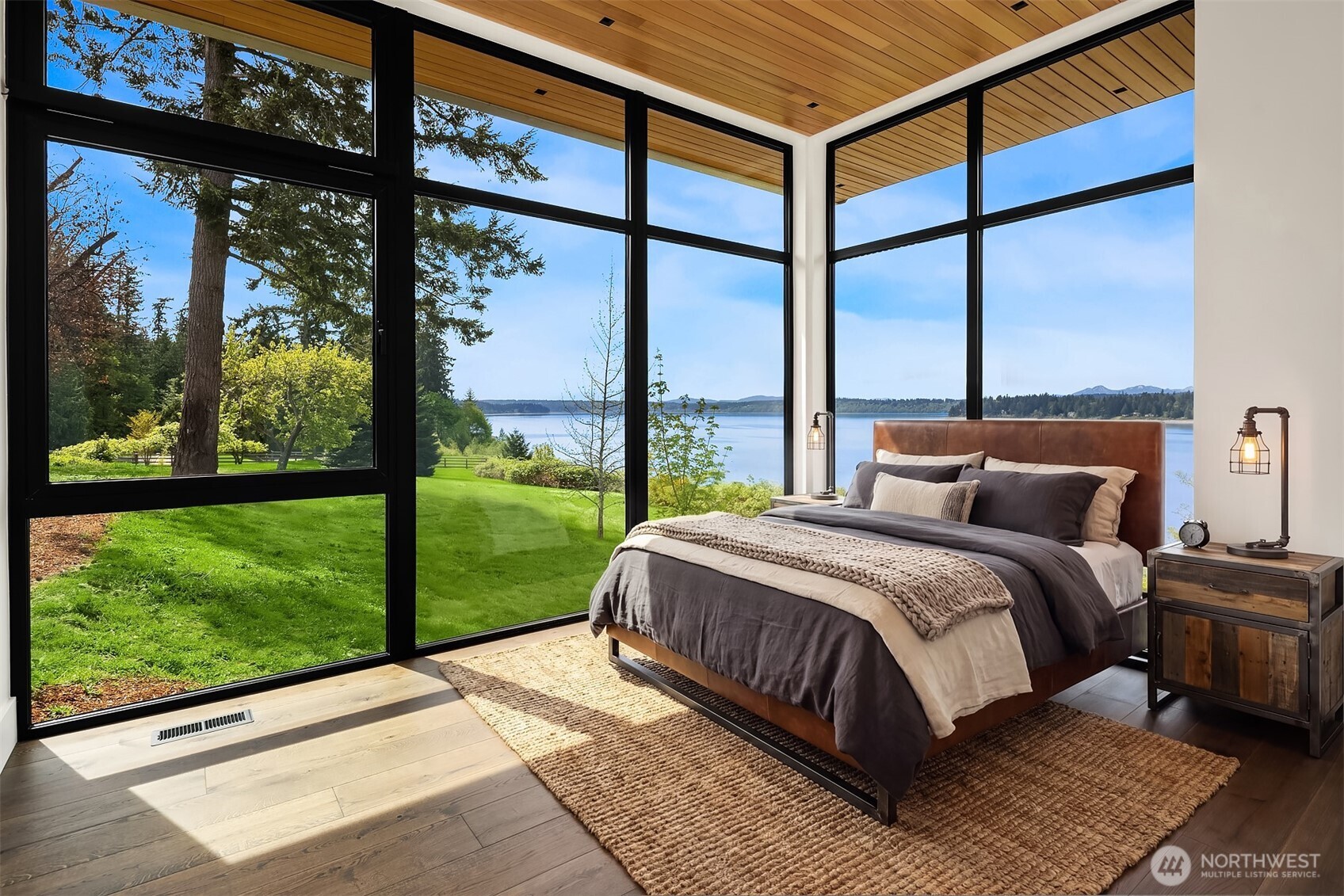 15137 Henderson Road Northeast Bainbridge Island, WA 98110 - Photo 28 of 36