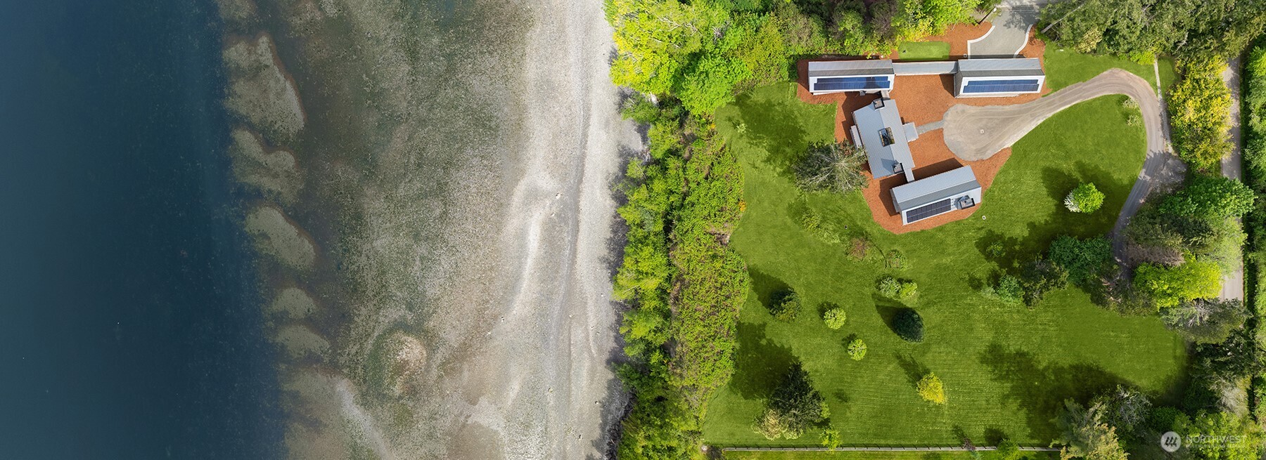 15137 Henderson Road Northeast Bainbridge Island, WA 98110 - Photo 33 of 36