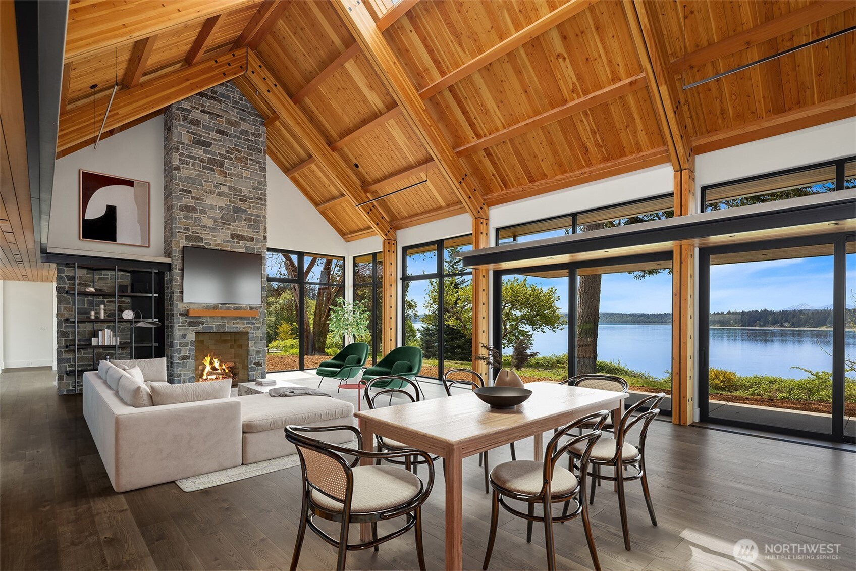 15137 Henderson Road Northeast Bainbridge Island, WA 98110 - Photo 6 of 36