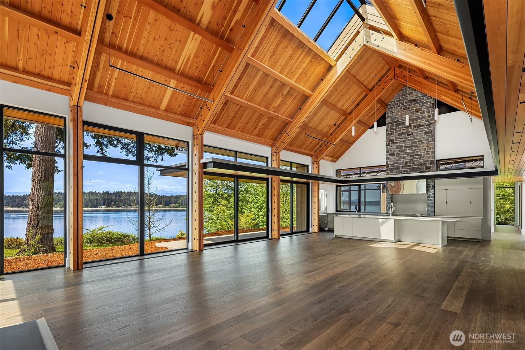 15137 Henderson Road Northeast Bainbridge Island, WA 98110 - Photo 7 of 36