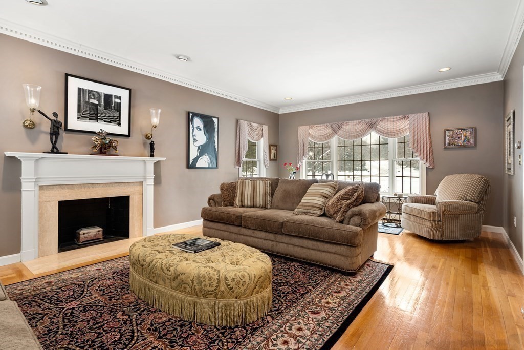 11 Powder House Road Dover, MA 02030 - Photo 4 of 35 Gallery Image 4