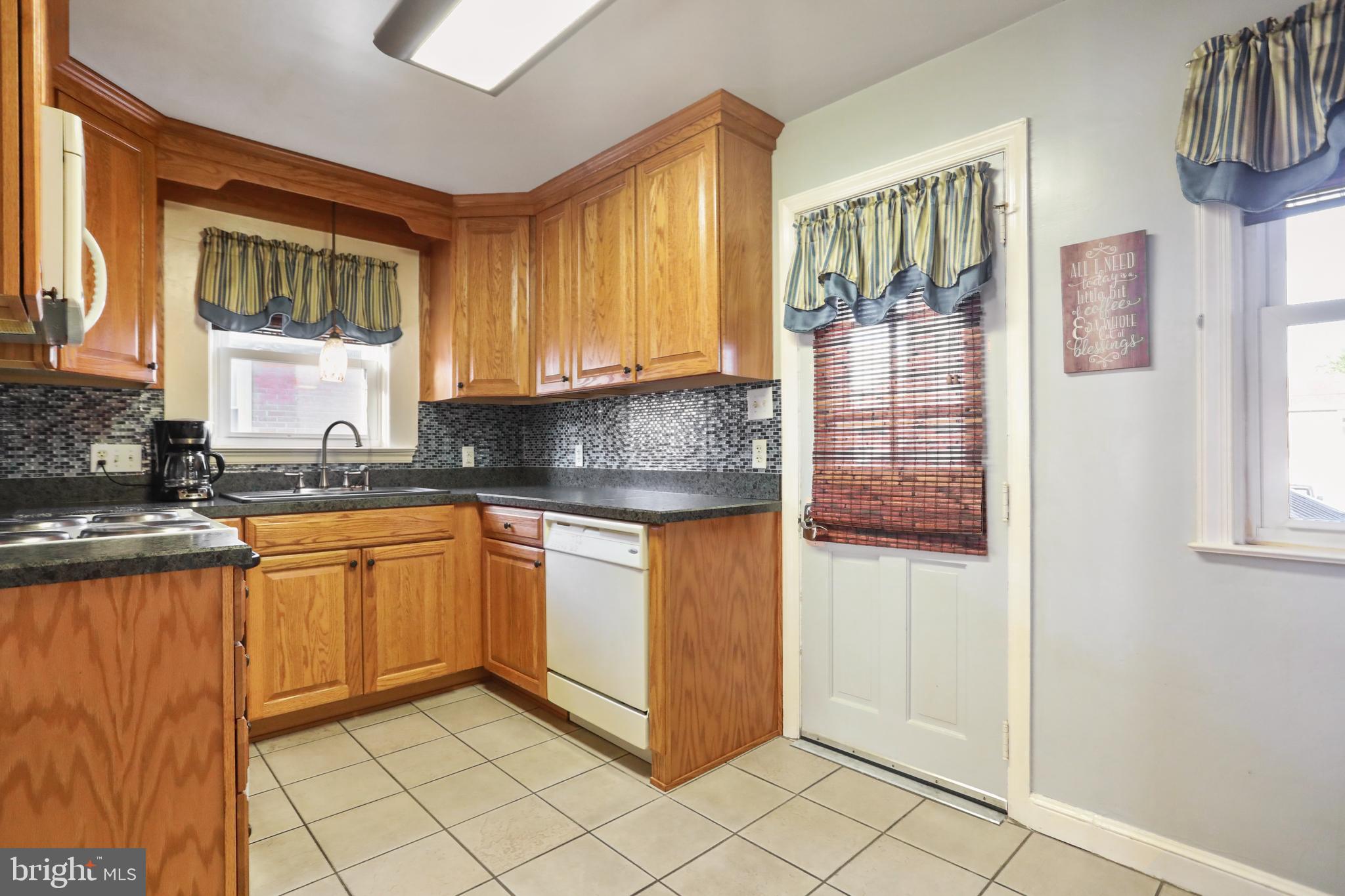 845 Frederick Street Hagerstown, MD 21740 - Photo 9 of 48