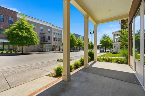 $699,999 | 2031 Tollgate Boulevard, Thompson's Station, TN 37179