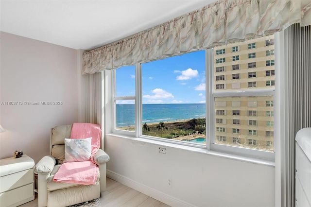 $305,000 | 1850 South Ocean Boulevard, Unit 806, Lauderdale-by-the-Sea, FL 33062