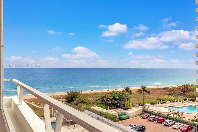 $305,000 | 1850 South Ocean Boulevard, Unit 806, Lauderdale-by-the-Sea, FL 33062