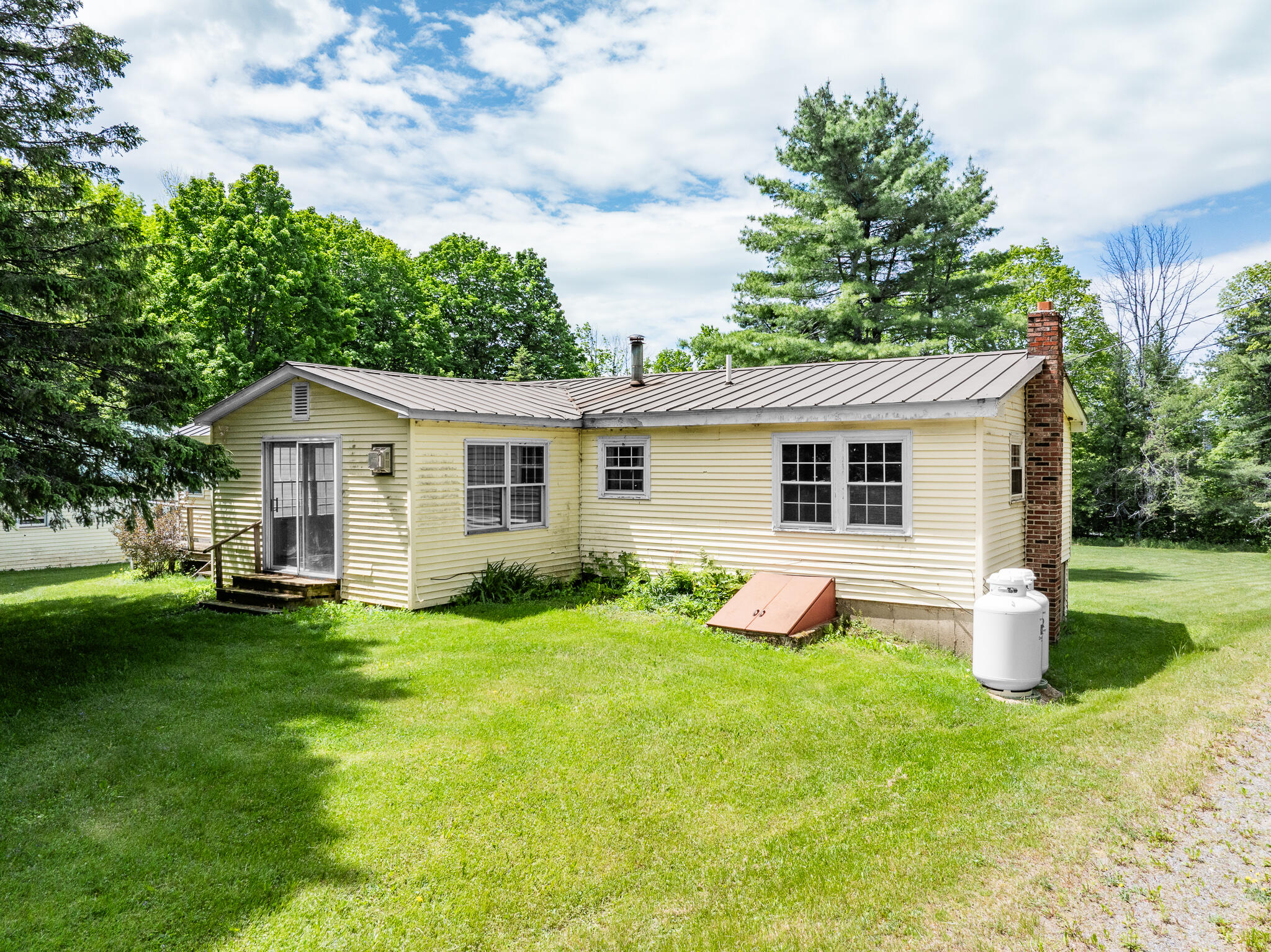 807 Higgins Road Pittsfield, ME 04967 - Photo 6 of 83 Exterior-rear