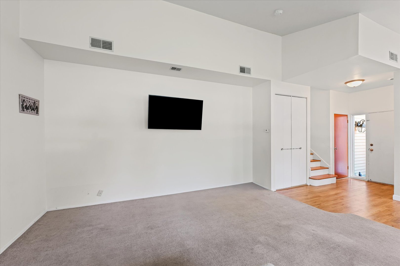 1610 Golfview Circle Rantoul, IL 61866 - Photo 7 of 31