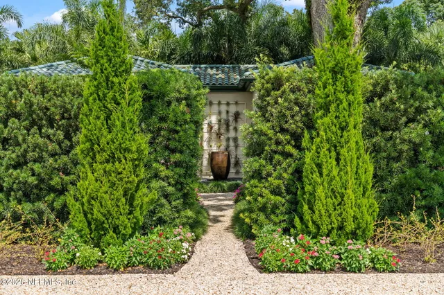 $5,800,000 | 2300 North Scenic Highway, Unit 5, Lake Wales, FL 33898