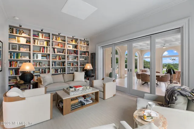 a close up of a plant