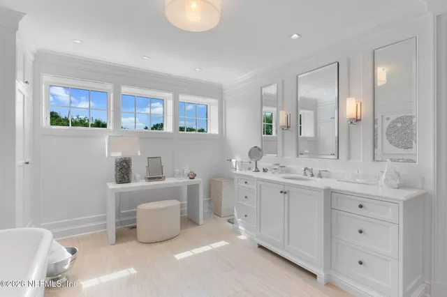 $5,800,000 | 2300 North Scenic Highway, Unit 5, Lake Wales, FL 33898