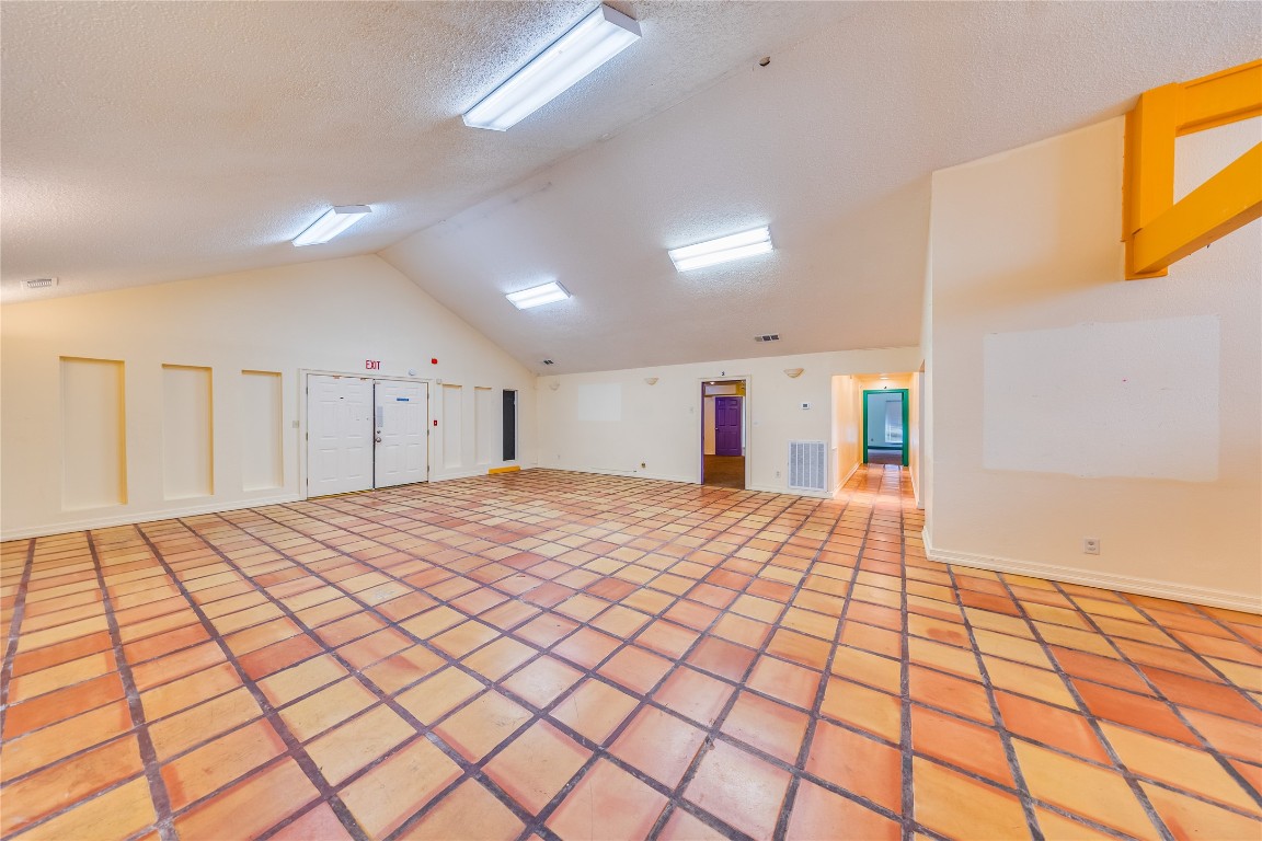 4227 Old Chocolate Bayou Road Manvel, TX 77578 - Photo 15 of 45 a very nice looking room with a large bed