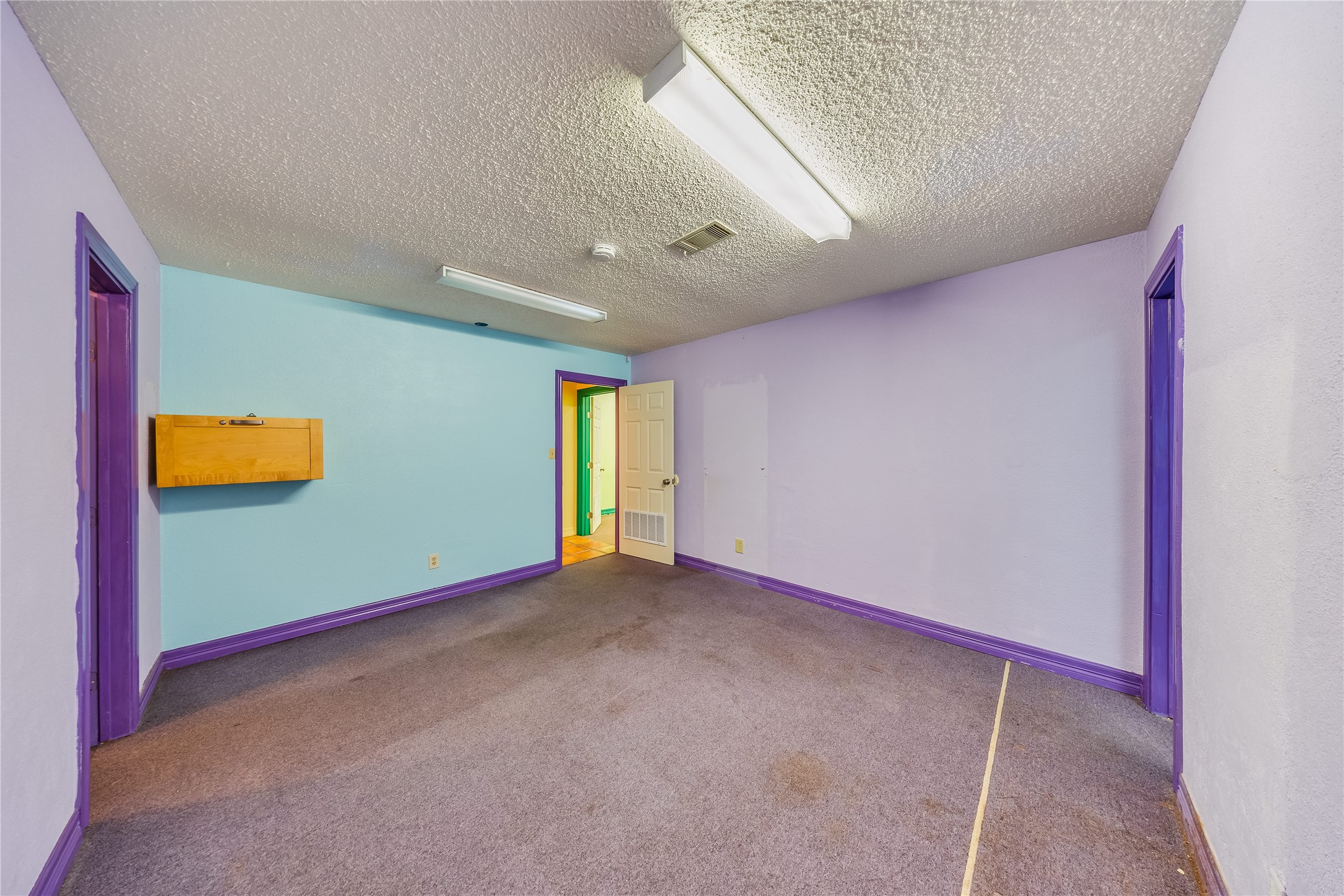 4227 Old Chocolate Bayou Road Manvel, TX 77578 - Photo 19 of 45 an empty room with a window and a ceiling fan